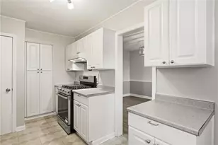 2902 Churchview Ave, Pittsburgh, PA 15227 - Photo 17