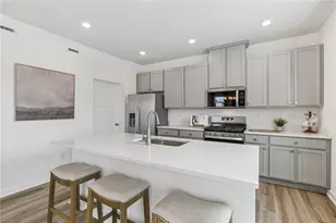 1083 Peachtree Rd, Scott Township, PA 15106 - Photo 5