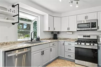 1335 Cardinal Drive, Scott Township, PA 15243 - Photo 15