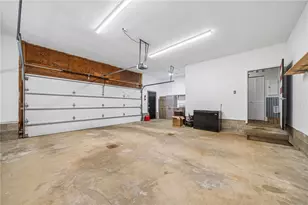 807 Cochran Dr, Hempfield Township, PA 15601 - Photo 23