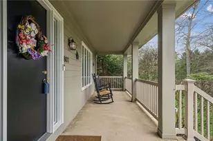 807 Cochran Dr, Hempfield Township, PA 15601 - Photo 3