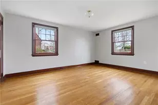 811 W Monroe Cir, Ross Twp, PA 15229 - Photo 19