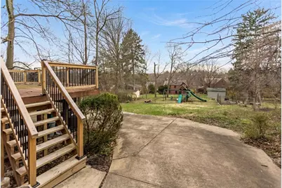 811 W Monroe Circle, Ross Twp, PA 15229 - Photo 33