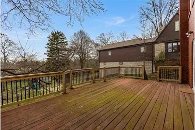 811 W Monroe Circle, Ross Twp, PA 15229 - Photo 31