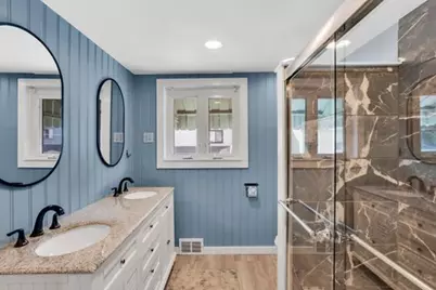 1850 Middle Street, Pittsburgh, PA 15215 - Photo 11