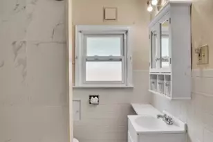 1850 Middle St, Pittsburgh, PA 15215 - Photo 9