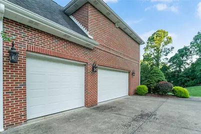 3424 Lashan Drive, Murrysville, PA 15668 - Photo 17