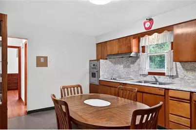 1461 Lynnwood Dr, Hermitage, PA 16148 - Photo 5