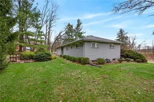 1461 Lynnwood Dr, Hermitage, PA 16148 - Photo 19