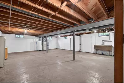 1461 Lynnwood Dr, Hermitage, PA 16148 - Photo 15