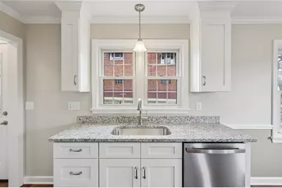 300 Patricia Dr, Ellwood City, PA 16117 - Photo 11