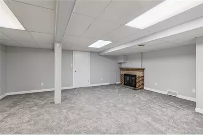 300 Patricia Dr, Ellwood City, PA 16117 - Photo 27