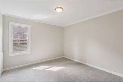 300 Patricia Dr, Ellwood City, PA 16117 - Photo 13