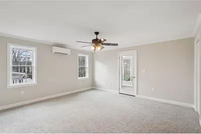 300 Patricia Dr, Ellwood City, PA 16117 - Photo 23