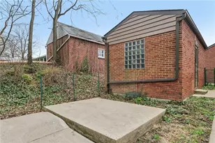 300 Patricia Dr, Ellwood City, PA 16117 - Photo 37