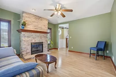 1202 Romanhoff St, Pittsburgh, PA 15212 - Photo 7