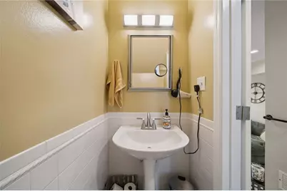 520 Carriage Cir, Pittsburgh, PA 15205 - Photo 9