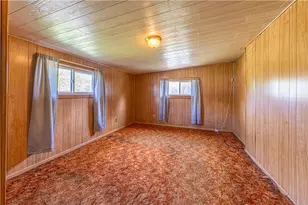 642 N Eighty Eight Rd, Carmichaels-Cumberland, PA 15320 - Photo 7