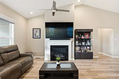 200 Olivia, Pittsburgh, PA 15068 - Photo 9