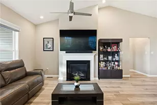 200 Olivia, Pittsburgh, PA 15068 - Photo 9