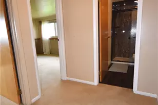 327 Wayne St, Claysville, PA 15323 - Photo 15