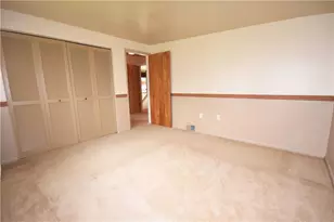327 Wayne St, Claysville, PA 15323 - Photo 19