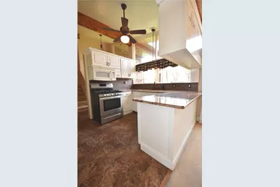 327 Wayne St, Claysville, PA 15323 - Photo 7