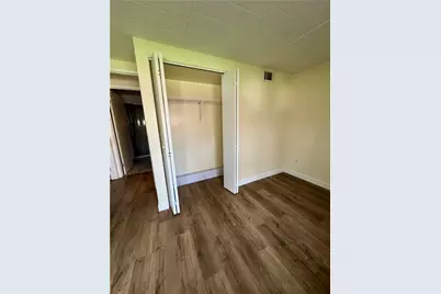 321 Ridge Point Circle #B13, Bridgeville, PA 15017 - Photo 11