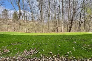 321 Ridge Point Cir, Bridgeville, PA 15017 - Photo 25