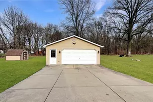 122 King Ave, Union Township, PA 16101 - Photo 5