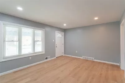 127 Carroll St, Aliquippa, PA 15001 - Photo 3