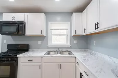 127 Carroll St, Aliquippa, PA 15001 - Photo 9