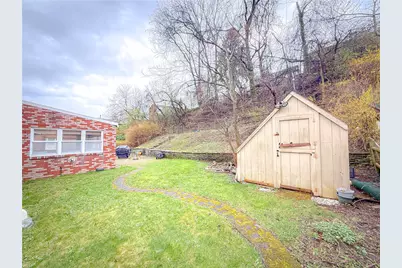 3921 Edge Rd, Pittsburgh, PA 15227 - Photo 31