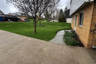 546 Millers Ln, Pittsburgh, PA 15239 - Photo 5