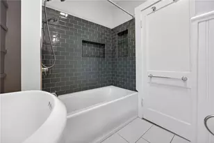 225 Kaercher St, Pittsburgh, PA 15207 - Photo 23