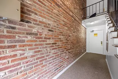 920 Margarite Drive #D, Scott Township, PA 15216 - Photo 3