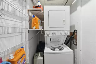 7105 Reynolds St, Pittsburgh, PA 15208 - Photo 11