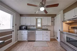 433 Sleepy Hollow Rd, Pittsburgh, PA 15228 - Photo 9