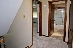 1597 Riverside Dr, Pittsburgh, PA 15147 - Photo 29