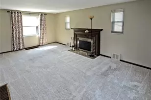 1597 Riverside Dr, Pittsburgh, PA 15147 - Photo 27