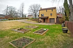 1597 Riverside Dr, Pittsburgh, PA 15147 - Photo 23