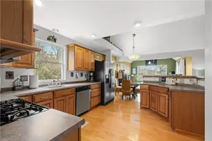 478 Spruce Ln, Houston, PA 15342 - Photo 11