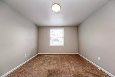 646 Harborview Dr, Pittsburgh, PA 15239 - Photo 19