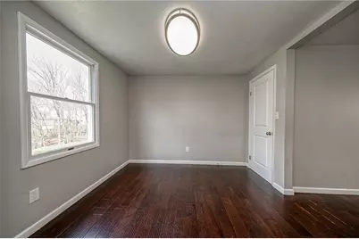 646 Harborview Dr, Pittsburgh, PA 15239 - Photo 9