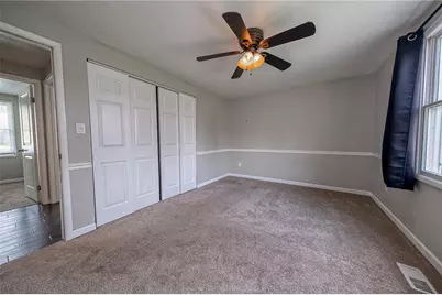 646 Harborview Dr, Pittsburgh, PA 15239 - Photo 15