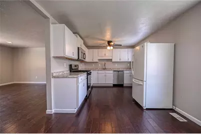 646 Harborview Dr, Pittsburgh, PA 15239 - Photo 3