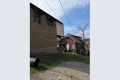 874 Kenneth Ave, New Kensington, PA 15068 - Photo 9