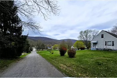 908 Walnut St, Fairfeld Township, PA 15923 - Photo 5