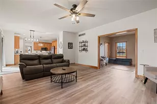 1810 Lori Ln, Hermitage, PA 16148 - Photo 11