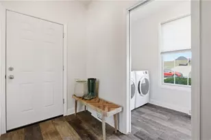 2094 Laurel Ridge Dr, Jefferson Hills, PA 15025 - Photo 11